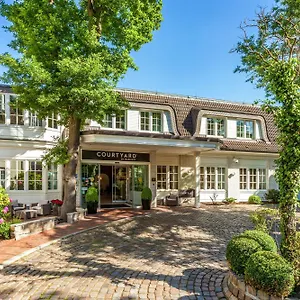 Courtyard By Marriott Airport **** Hamburgo