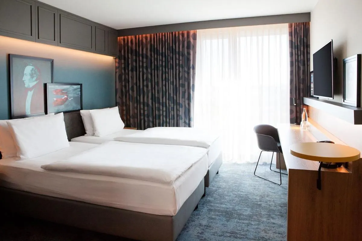 Holiday Inn - Hamburg - Hafencity By Ihg 4*,  Almanya